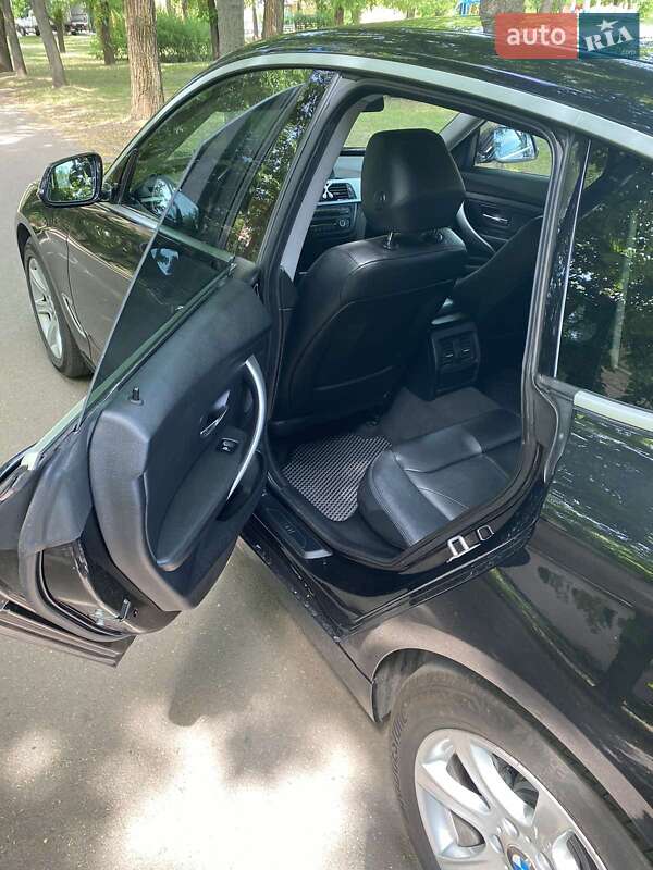 Седан BMW 3 Series 2014 в Кривому Розі