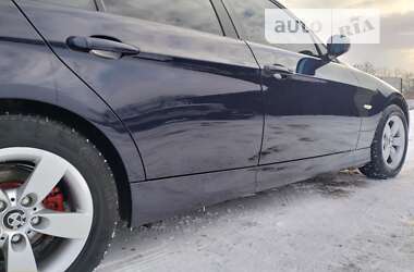 Седан BMW 3 Series 2005 в Галичі