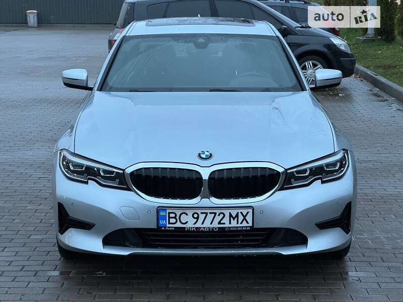 Седан BMW 3 Series 2019 в Тернополі