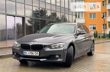 Седан BMW 3 Series 2012 в Новояворовске
