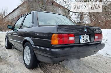 Купе BMW 3 Series 1987 в Києві