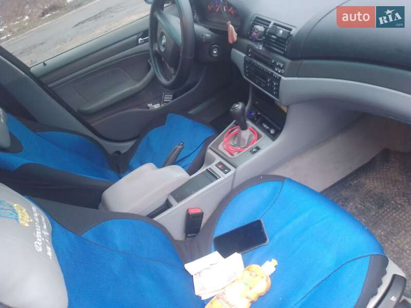 Седан BMW 3 Series 2003 в Хмельницком