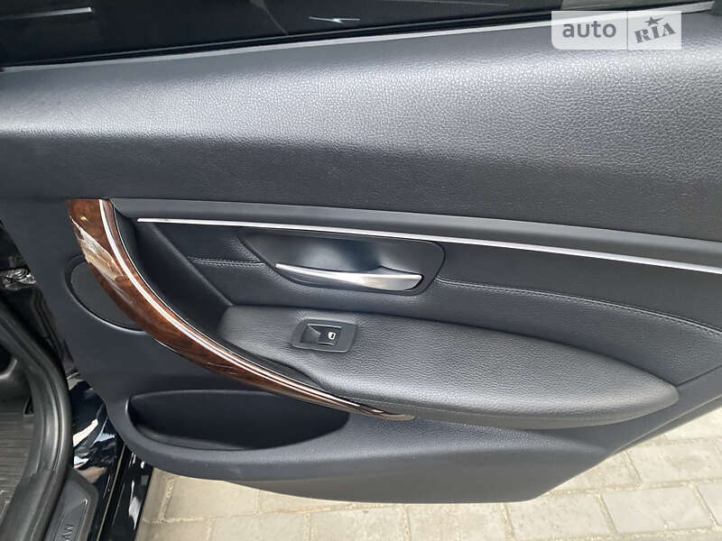 Седан BMW 3 Series 2013 в Каменском