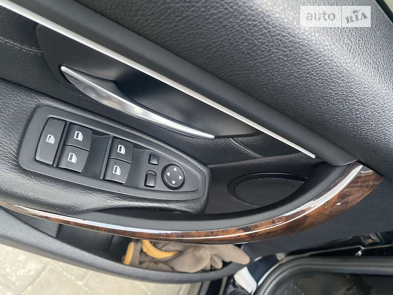 Седан BMW 3 Series 2013 в Каменском