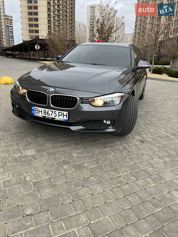 Седан BMW 3 Series 2013 в Одессе