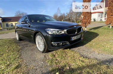 Седан BMW 3 Series 2015 в Львове