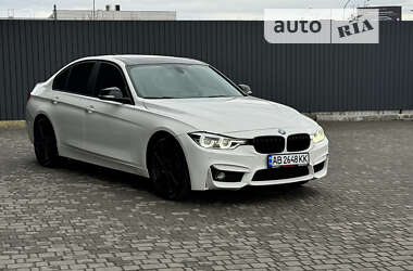 Седан BMW 3 Series 2014 в 