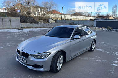 Седан BMW 3 Series 2014 в Ужгороді