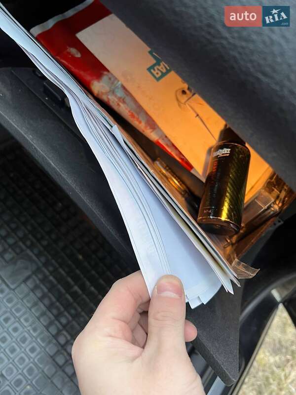 Седан BMW 3 Series 2000 в Гайвороні