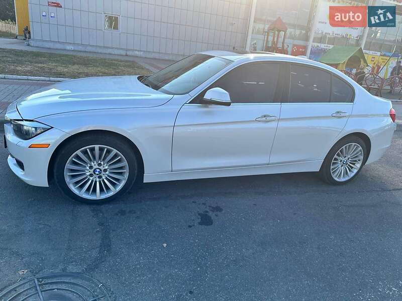 Седан BMW 3 Series 2012 в Запоріжжі