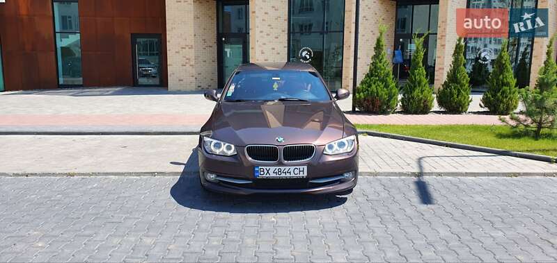Купе BMW 3 Series 2011 в Хмельницком