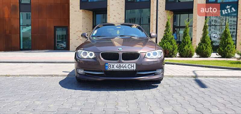 Купе BMW 3 Series 2011 в Хмельницком