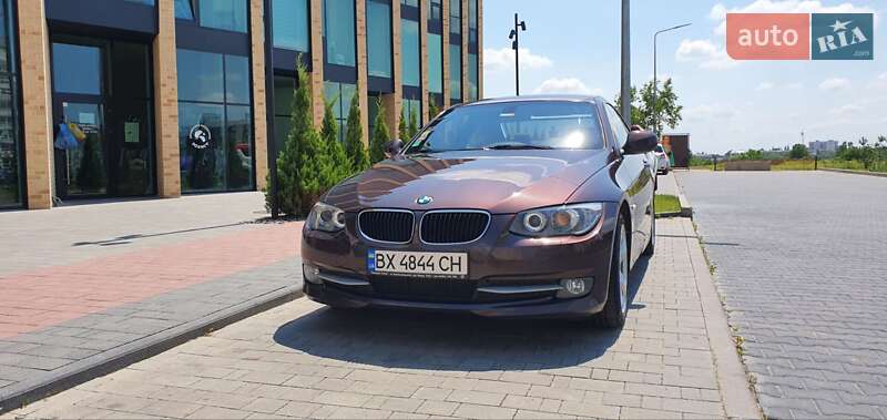 Купе BMW 3 Series 2011 в Хмельницком