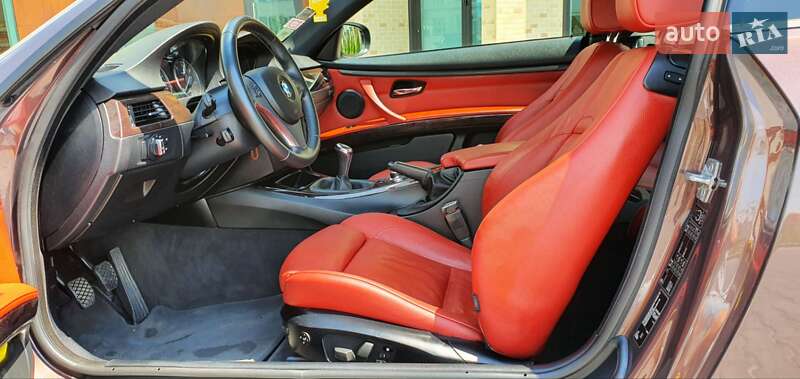 Купе BMW 3 Series 2011 в Хмельницком