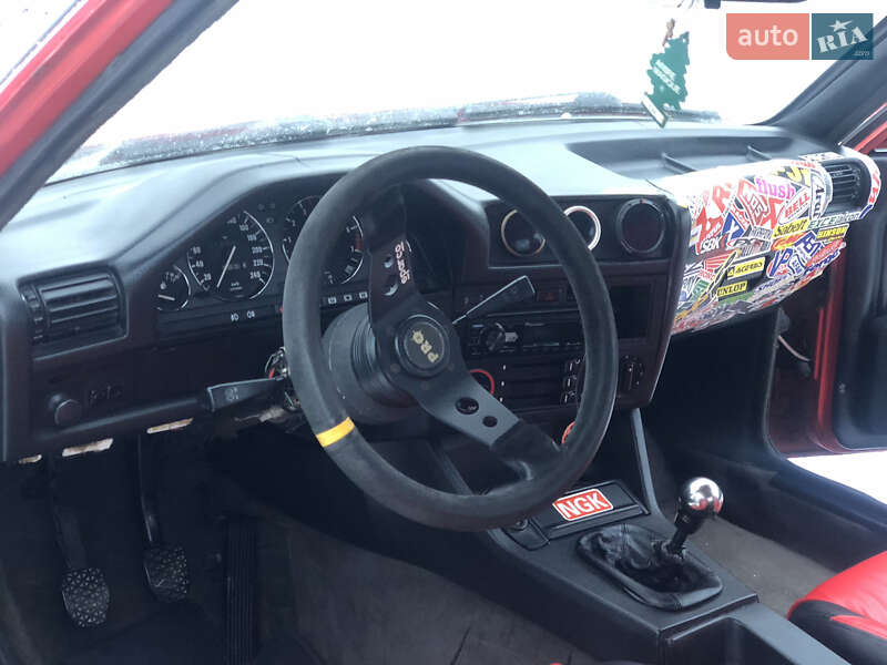 Купе BMW 3 Series 1986 в Василькове