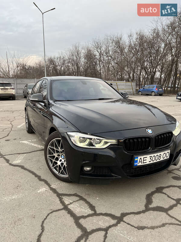 BMW 3 Series 2016