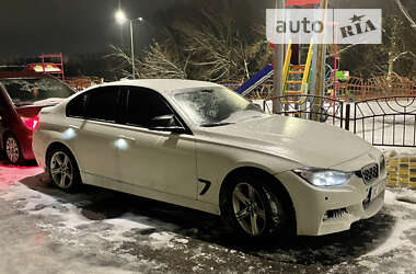 Седан BMW 3 Series 2016 в Киеве