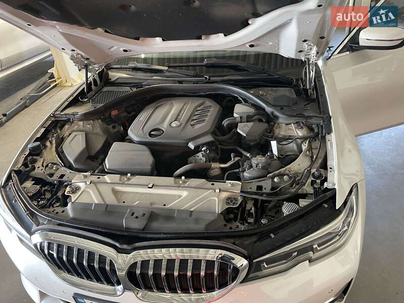 Седан BMW 3 Series 2019 в Запорожье