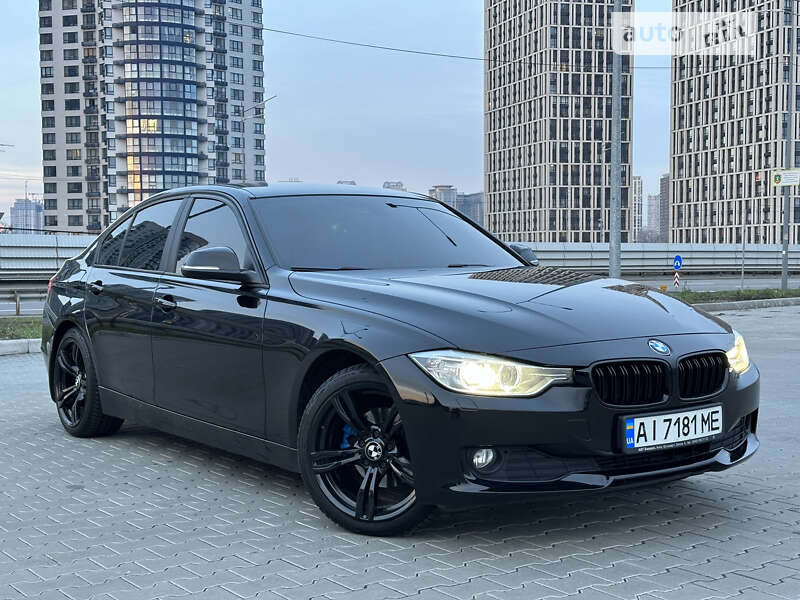 Седан BMW 3 Series 2013 в Києві