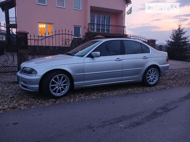 Седан BMW 3 Series 2001 в Стрые