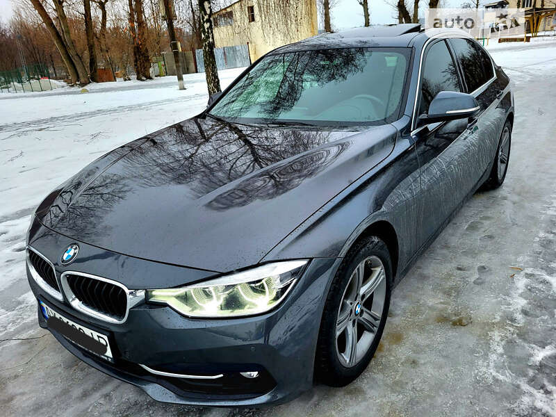Седан BMW 3 Series 2016 в Кременчуге