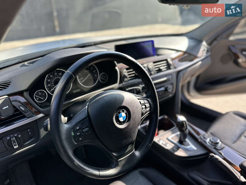 Седан BMW 3 Series 2013 в Киеве
