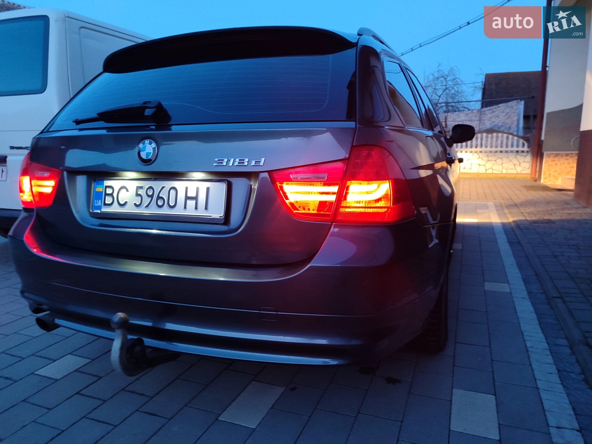 2010 BMW 3er - мініатюра 6