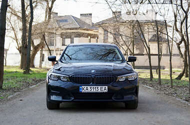 Седан BMW 3 Series 2020 в Николаеве