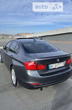 Седан BMW 3 Series 2014 в Львові
