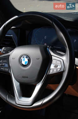 Седан BMW 3 Series 2019 в Кам'янському