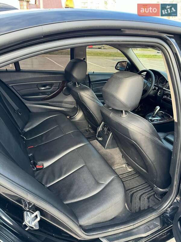 Седан BMW 3 Series 2015 в Ивано-Франковске