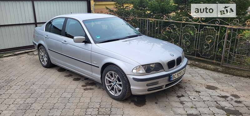 Седан BMW 3 Series 1999 в Жовкве