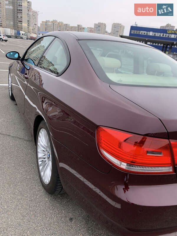 Купе BMW 3 Series 2008 в Києві