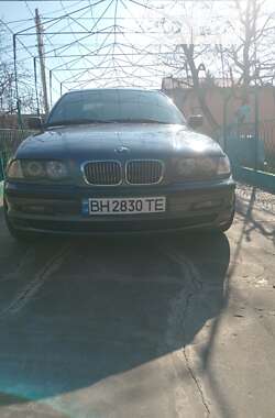Седан BMW 3 Series 2001 в Черноморске