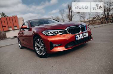 Седан BMW 3 Series 2019 в Кривом Роге