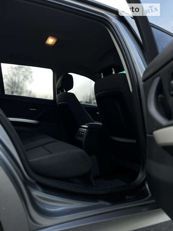 Универсал BMW 3 Series 2010 в Ивано-Франковске