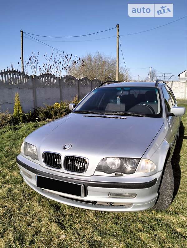 Універсал BMW 3 Series 2001 в Шацьку