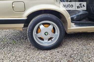 Седан BMW 3 Series 1986 в 