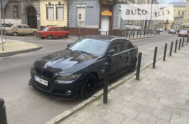 Седан BMW 3 Series 2011 в Львові