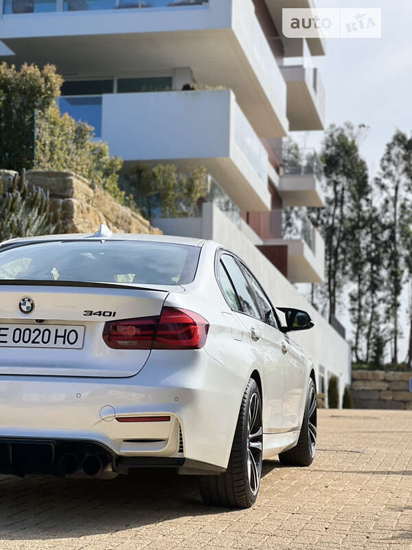 Седан BMW 3 Series 2018 в Днепре