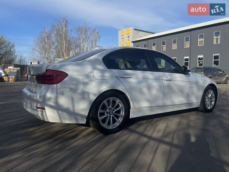 Седан BMW 3 Series 2016 в Чернігові