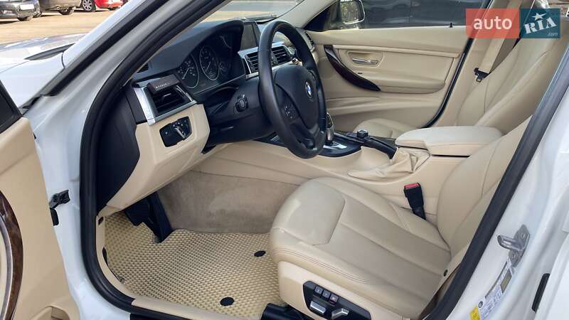 Седан BMW 3 Series 2016 в Чернігові