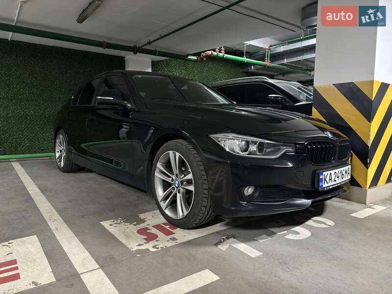 Седан BMW 3 Series 2012 в Киеве