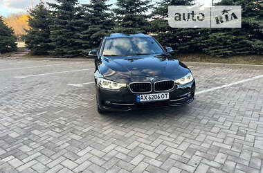 Седан BMW 3 Series 2018 в Харькове