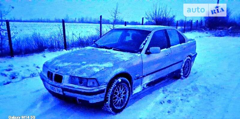 Седан BMW 3 Series 1997 в Василькове