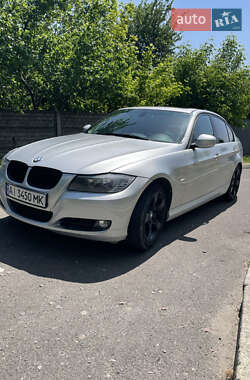 Седан BMW 3 Series 2010 в Василькові