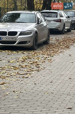 Седан BMW 3 Series 2010 в Василькові