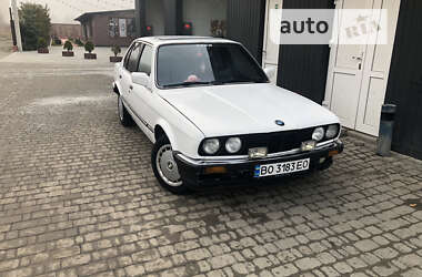 Седан BMW 3 Series 1986 в Городенці