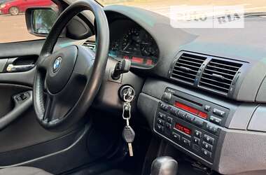 Седан BMW 3 Series 2005 в Запорожье