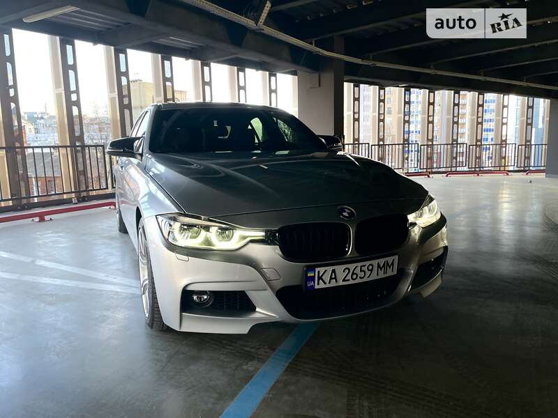 Седан BMW 3 Series 2015 в Киеве